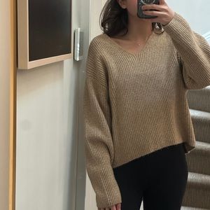 H&M Sweater
